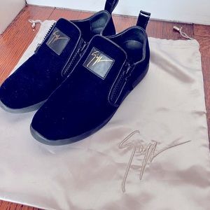 Giuseppe Zamora Conley Zip Blue